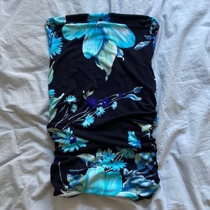 High neck vintage 90s tank top!